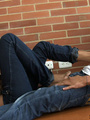 Hot latina gal in sunglasses and jeans - Picture 1