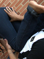 Hot latina gal in sunglasses and jeans - Picture 5