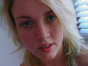 Long-haired blonde bitch shooting herself naked in front of the mirror - XXXonXXX - Pic 3