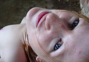 Very hot teen chick in a pink scarf shooting herself naked outdoors - XXXonXXX - Pic 2
