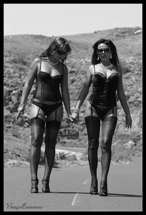 Awesome vintage styled black and white p - XXX Dessert - Picture 11