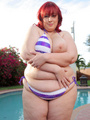 Black dude banged red fat mom in bikini - Picture 3