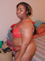 Chubby ebony mamasita in red lingerie - Picture 1