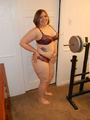 Plump mom in lingerie takes it off to - Picture 1