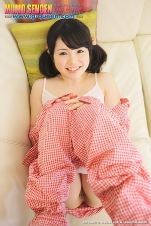 Cheerful Japanese teen in pigtails and pink pajamas exposes her little twat - Picture 20