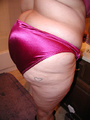 Plump granny in glasses and pink panties - Picture 1
