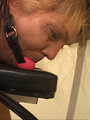 Snaffled blondie in the gym - Picture 2