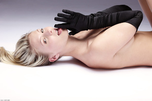 Naked blonde posing in long gloves - Picture 7