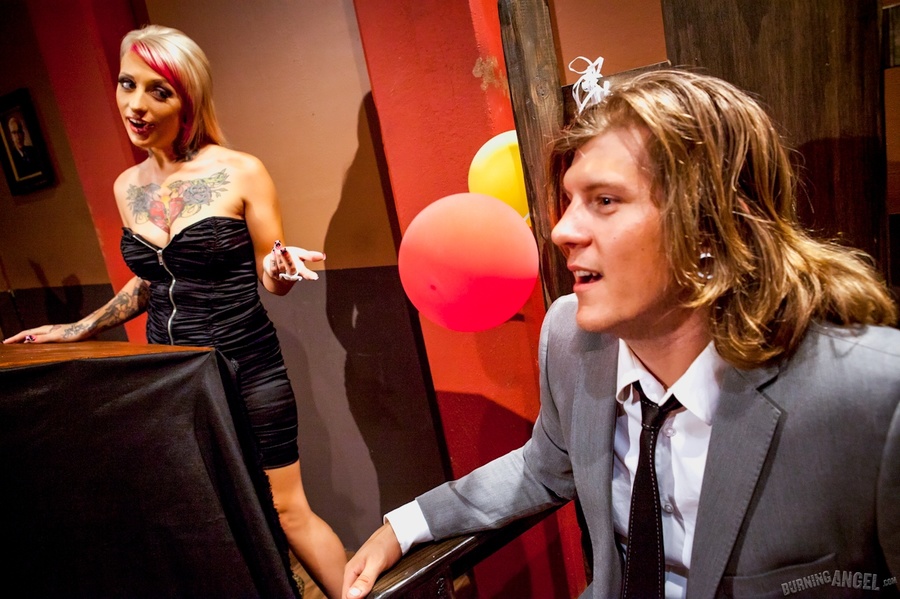 Hot sexual sucking and fucking party with t - XXX Dessert - Picture 1