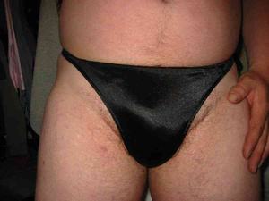 Naughty men who love to wear girl pantie - Picture 11