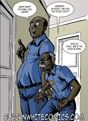 Two black policemen having fun with two  - Picture 2