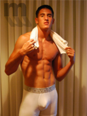 Young gorgeous macho guy shows off his h - XXX Dessert - Picture 9