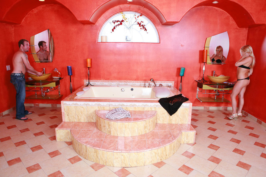 Two horny swinger couples indulge in sizzli - XXX Dessert - Picture 1