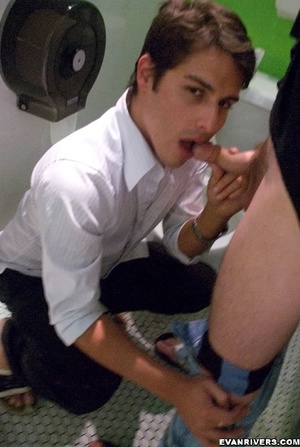 Guy meets at bar and visit the restroom  - XXX Dessert - Picture 10