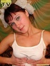 daring teen beauty gives