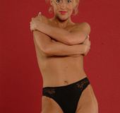 Busty blonde slut took off all her clothes and stayed only in her panties