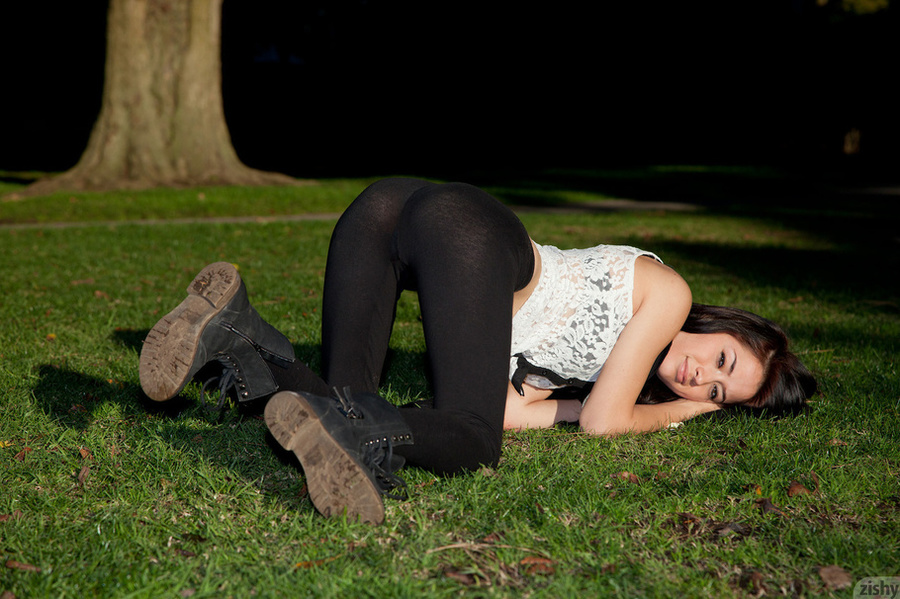 Bodacious brunette freshie in tight pants a - XXX Dessert - Picture 6