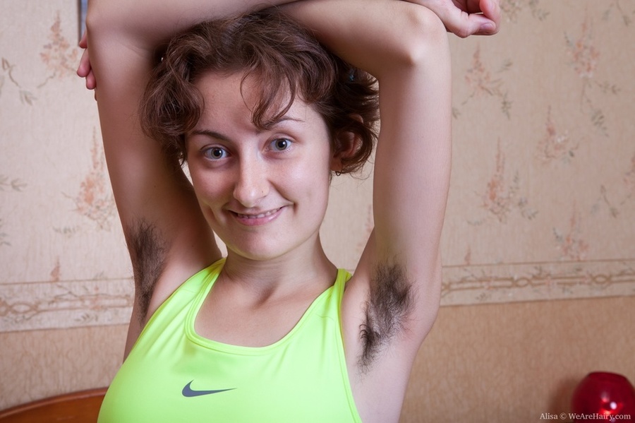 Happy hairy model is happy to spread legs t - XXX Dessert - Picture 9