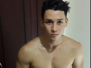 23 yo brunette Kamilogym.