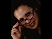 25 yo brunette Dyana100.