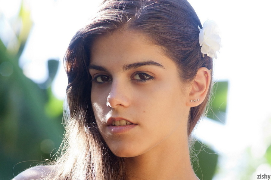 Leggy Greek brunette teen flaunting outdoor - XXX Dessert - Picture 1