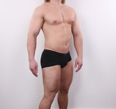Muscles giant reveals his submissive side