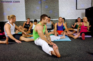 Yoga class finishes with hot bi fucking - Picture 8