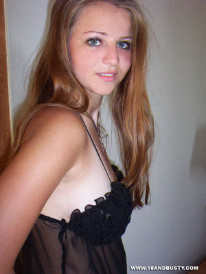 Very young teen shows off her hot fresh  - Picture 2
