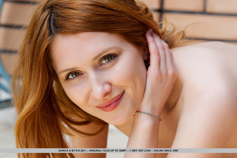 Cute young brunette with pussy hair on terr - XXX Dessert - Picture 18