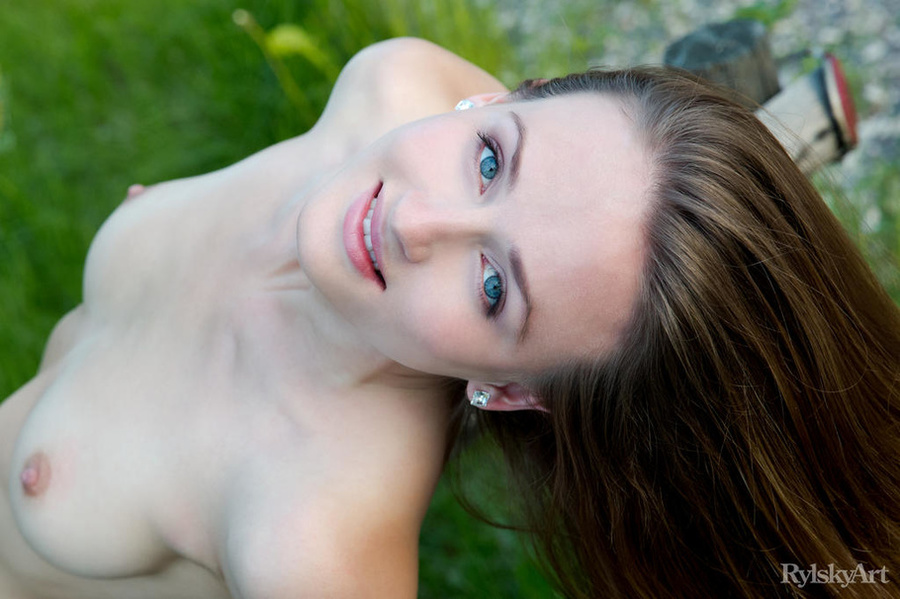 Nasty chick with long hair takes off her or - XXX Dessert - Picture 16