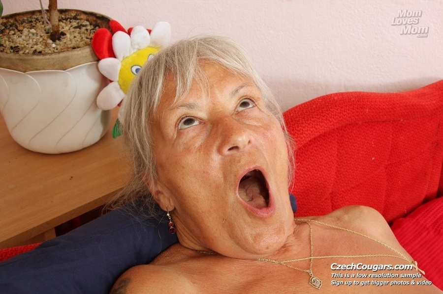 Slutty grandma feeling horny moans as she uses long dildo to masturbate pussy - XXXonXXX - Pic 4