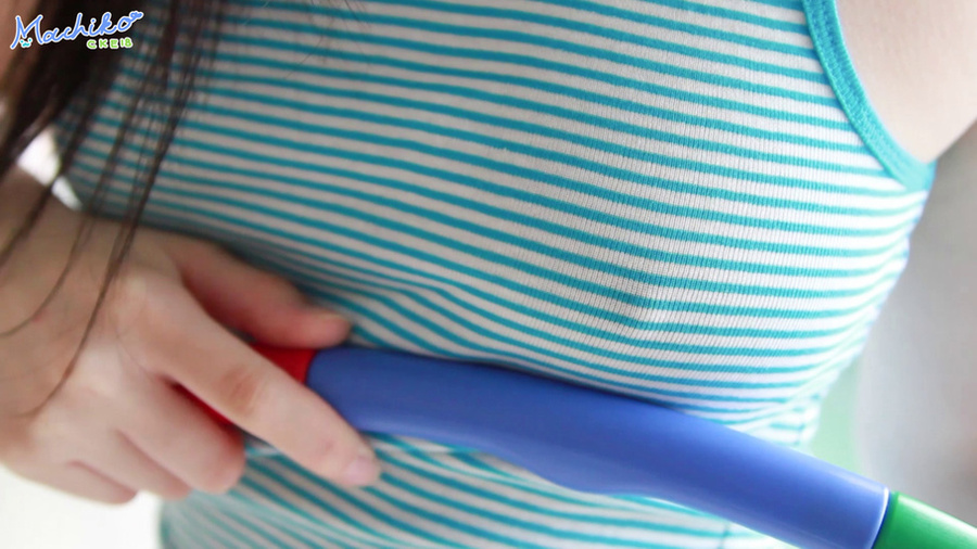 Hot young Asian looks super hot as she shows off real sexy booty - XXXonXXX - Pic 4