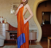 Young british actress towels off her shaved snatch