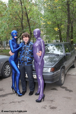 Two sexyblue zentai and one violett wear - Picture 1