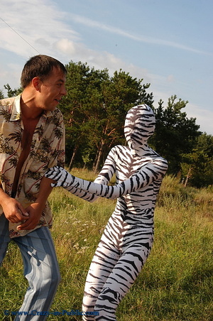 Two sexy zentai wearing teens exposing t - Picture 12