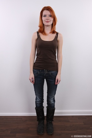 Sweet looking redhead with pleasant body - Picture 3