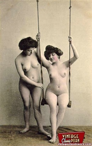 Very goreous vintage naked ladies posing - XXX Dessert - Picture 12