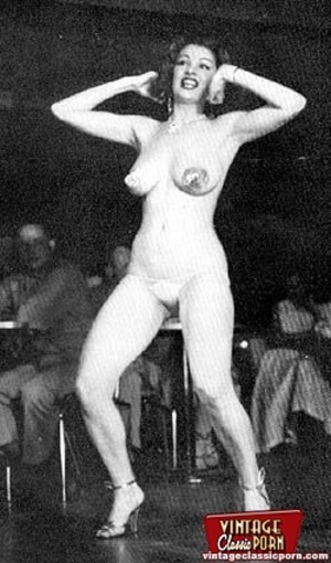 Vintage classic babe tempest storm poses - Picture 10