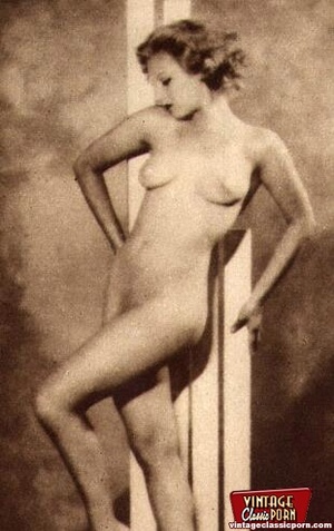 Pretty sexy vintage nudes standing naked - XXX Dessert - Picture 3