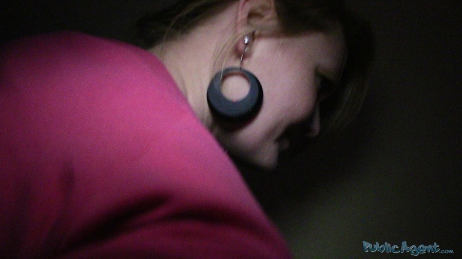 Hot blonde teen giving a handjob and receiv - XXX Dessert - Picture 13