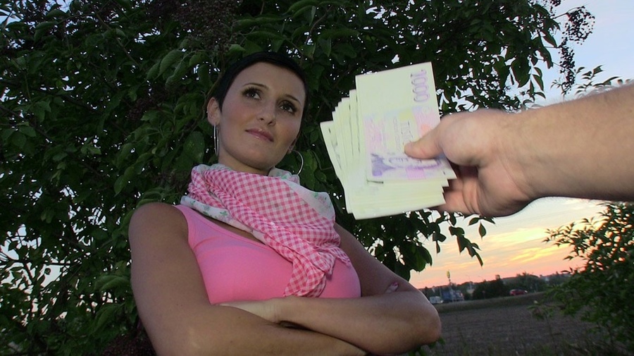 Randy black short haired milf gets her tigh - XXX Dessert - Picture 19