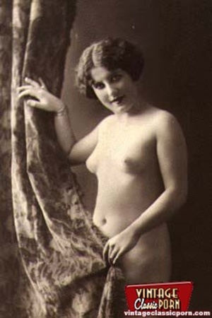 Nearly naked vintage horny chicks posing - Picture 10