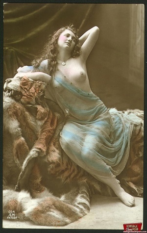 Real vintage color tints naked beauties  - Picture 8