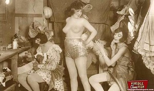 Several vintage Exotic performers in the - Picture 1