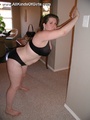 Little chubby mom in tight red panties - Picture 3