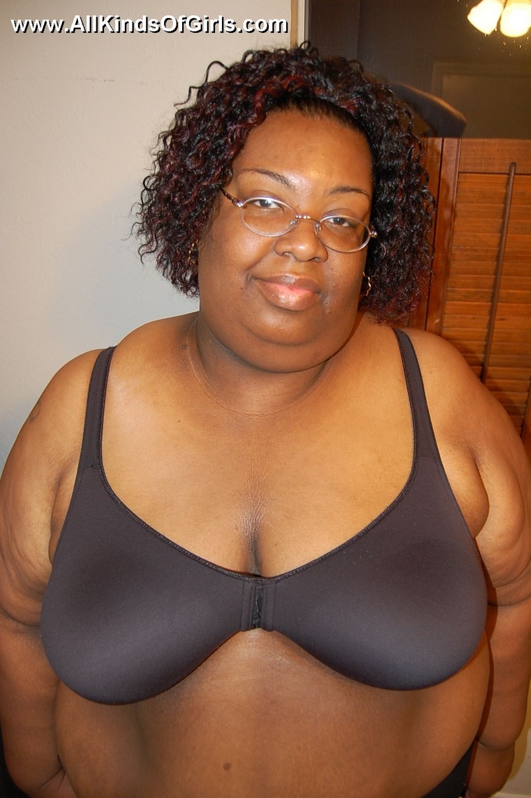770px x 1158px - Check out enormous ebony mom stips naked in - Golden BBW - Picture 3