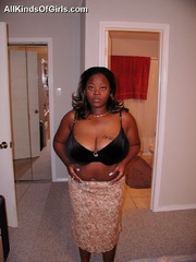 Busty fat ebony housewife gets her hands tied and - Picture 1