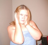 Round booty chubby mom asked to gag on a hard cock and gets fucked from