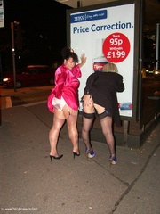 Exhibitionist Kims Amateurs from United Kingdom