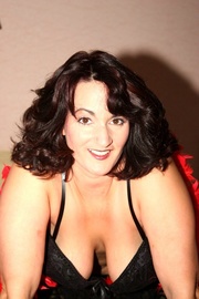 Cougar Reba from United States Come Up See Me